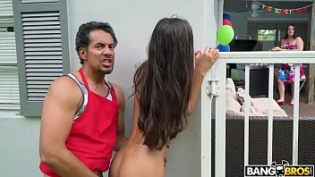 Mae pega filha fazendo sexo cok o namorado