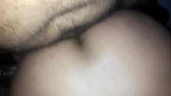 Porno hentai homem bem pequeno tranzando com uma molher jigante