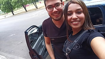 Casada humilhou o marido só porque ele tem o pau pequeno , tudo isso enquanto dava pro macho pauzudo