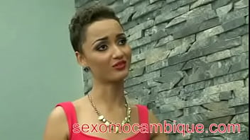 Claudia Costa influencer angolana porno