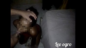 Safado comendo a própria filha e caiu na net