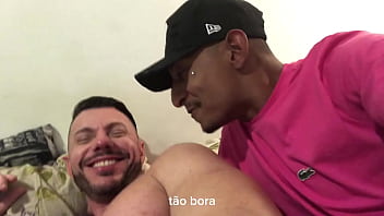 Pau de gay luan