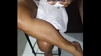 Morena do Amazonas bem sarada dando show no vídeo pornô com seu comedor